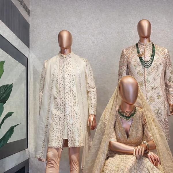 Female fiber body mannequ