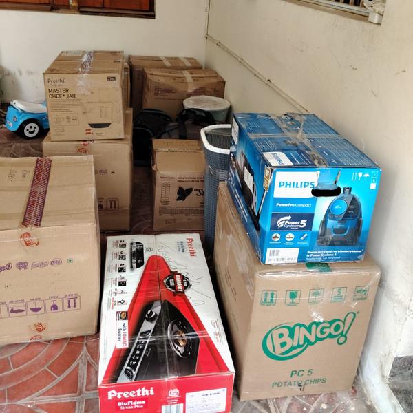 Hitech Packers and Movers offe