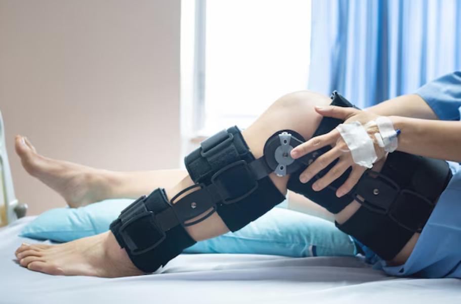 Advanced Knee Brace for Osteoarthritis in Laxmi Na