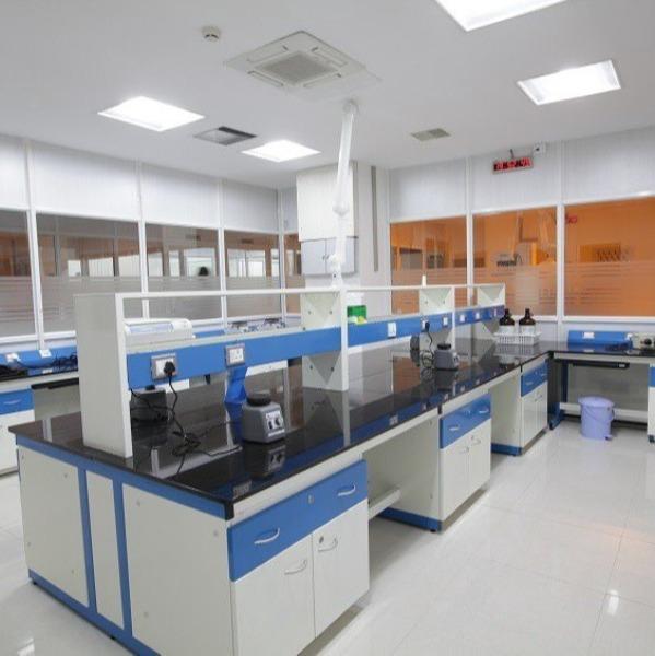 AI Smart laboratory furniture installation in chen