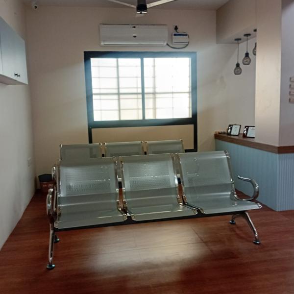 top rated hair treatment cente