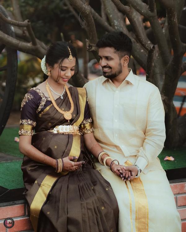 traditional valaikappu decorat