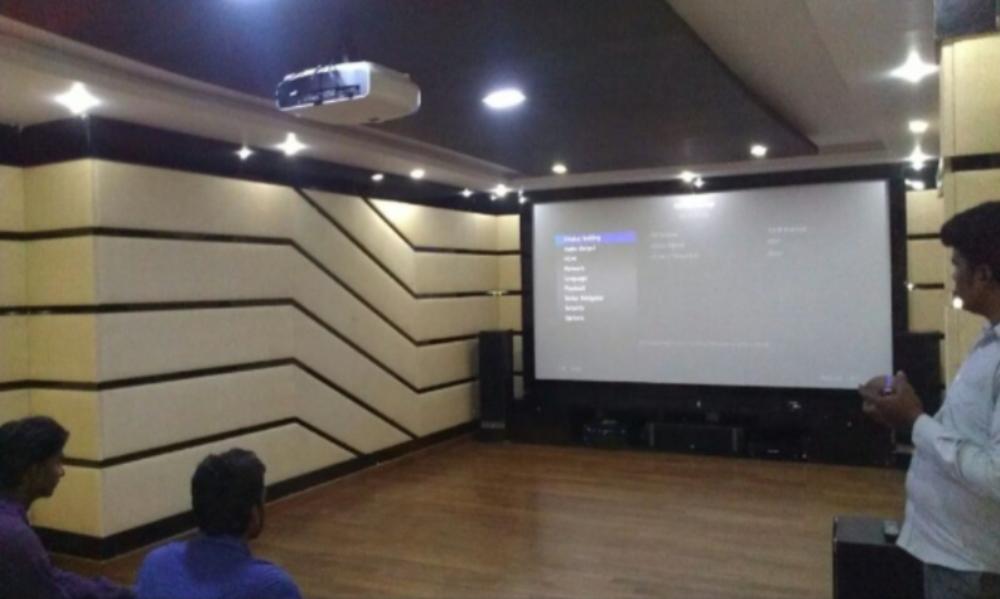 Sound proof walls are ess