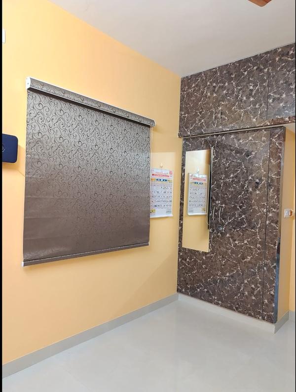 stylish roller blinds in puduk