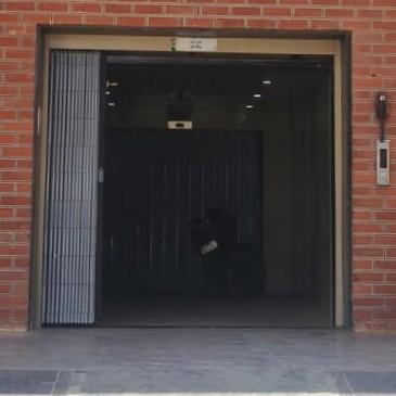 Car Lift manufacturer in Vadodara, Gujarat, India.