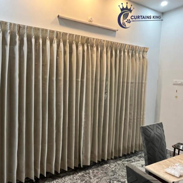 ✅ Blocks strong sunlight✅