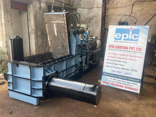 Hydraulic press  machines , Manufactures in Nagpur