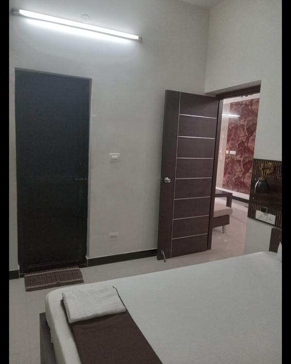clean and neat hotel rooms sri
