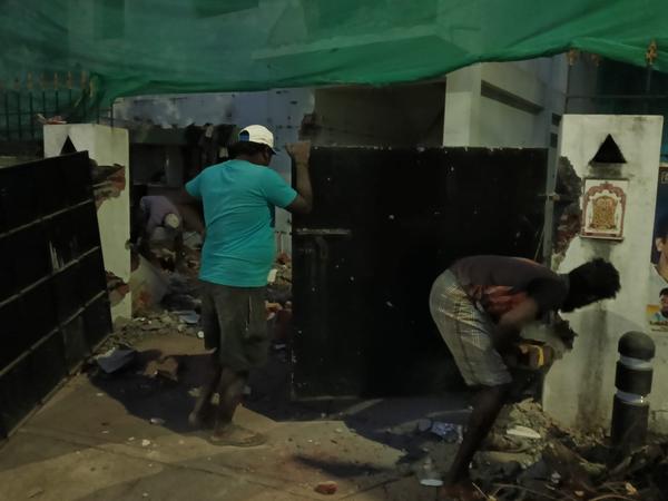 construction debris removal ch