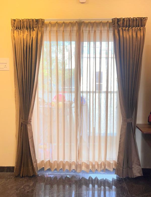 Main Blockout FabricFeatu