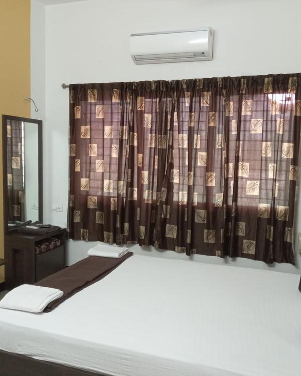 all rooms air conditioned rent