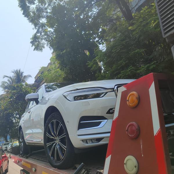 CAR Towing Service MUMBAI. All