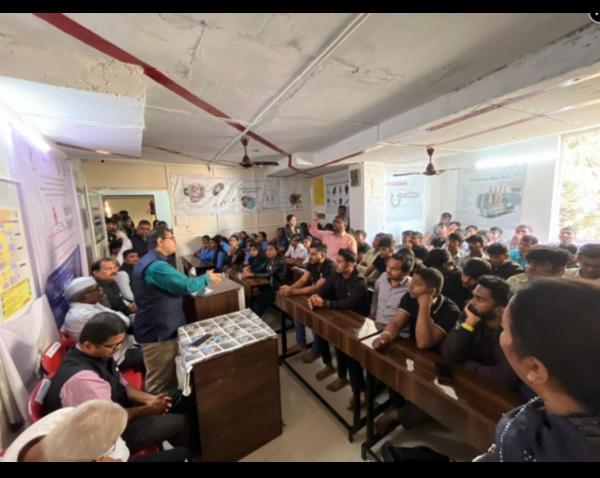 Best College ITI in Pimpr