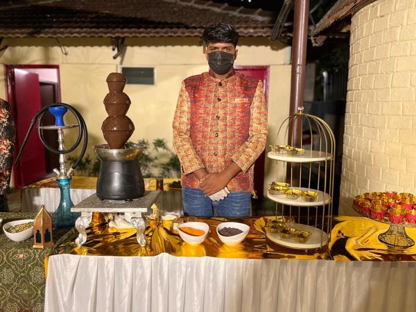 Chocolate Fountain Dessert Cat