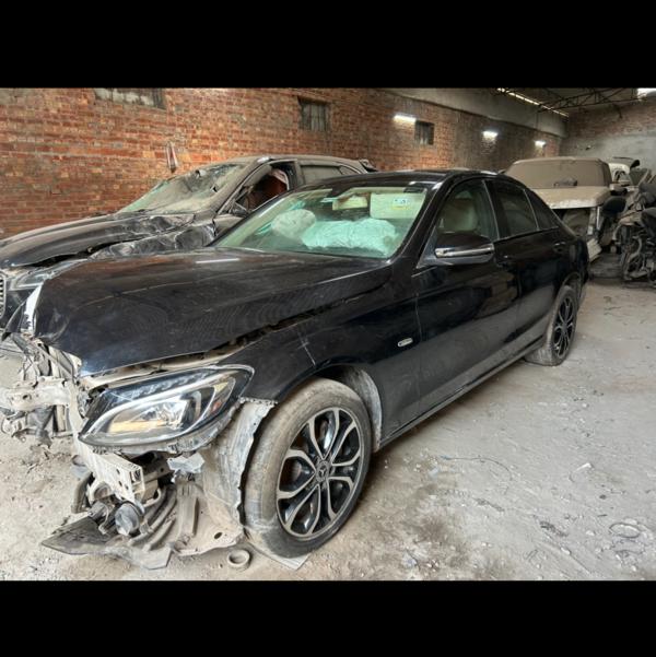 MERCEDES  C220 W205 2018 