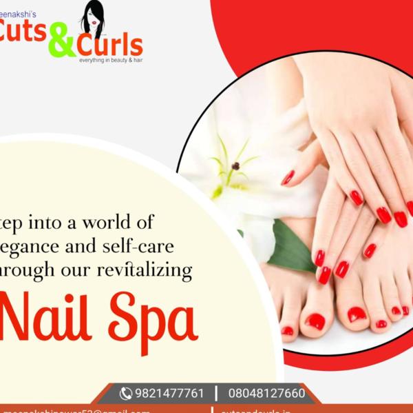 Clean girl aesthetic nails (milky, gloss