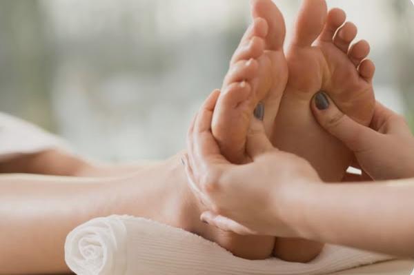 Mayzz Spa Foot Reflexology is a massage 
