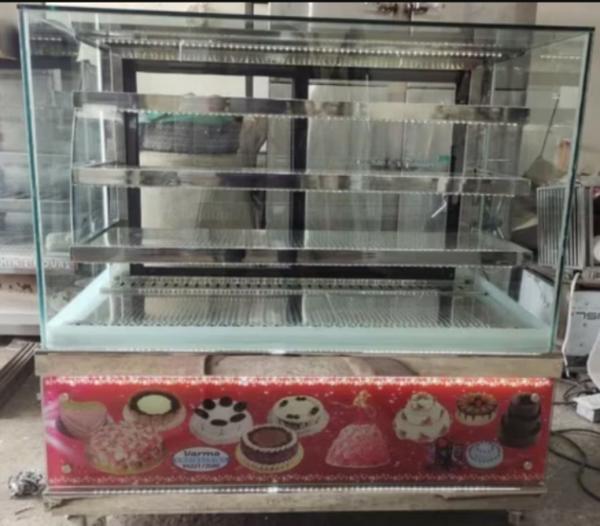 First impressions matter greatly in the bakery bus