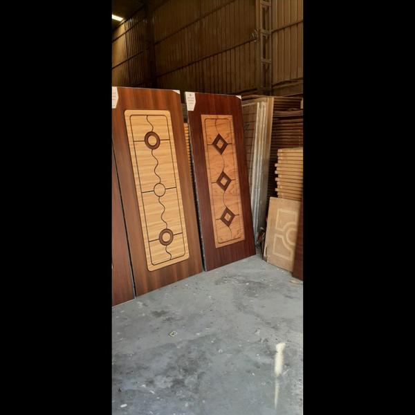 uv brass door design kuvalakku