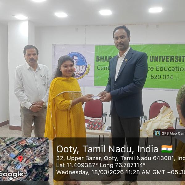 The student ID card distr