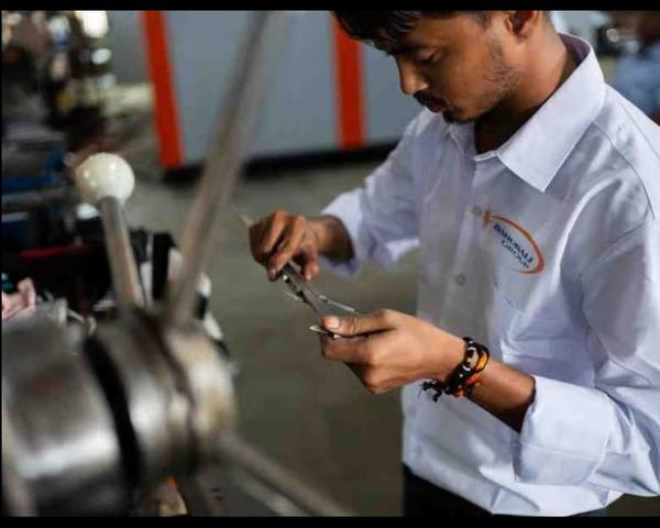 PET Jar Blowing Machine Supplier in Vapi Gujarat