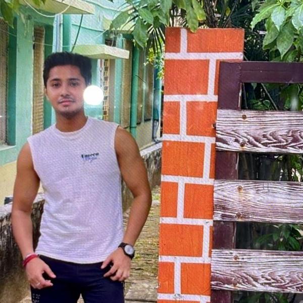 A male to male massage at Baby