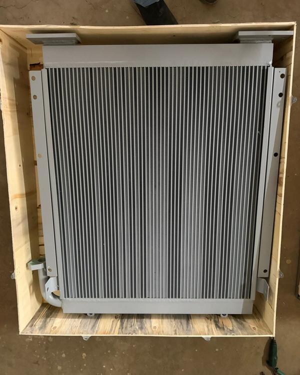 Komatsu Brand Earthmoving vehicle radiator and oil