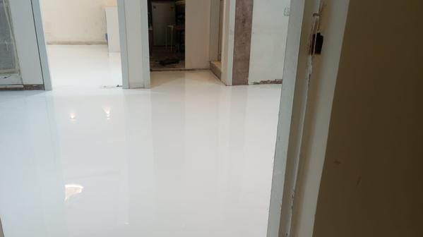 4mm Plain white Epoxy Flooring done at a dentist c