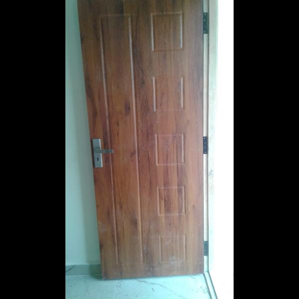 un size door dealer in thirune