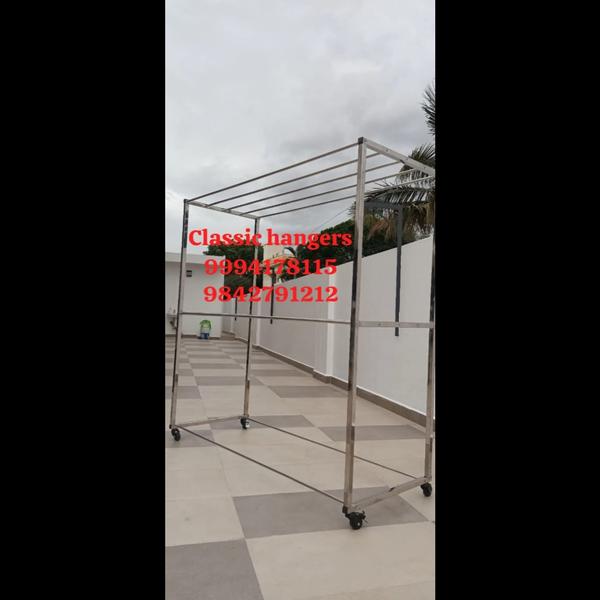 Classic hangers:Box Hangers 2 