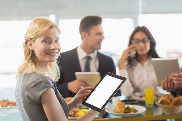 Managing waiting guests effici