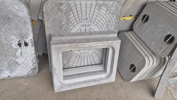 SFRC Manhole Cover  Type Of Manhole Cover Is Desig