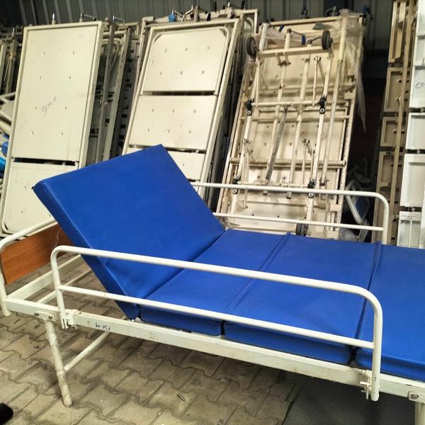 Hospital beds on rental p