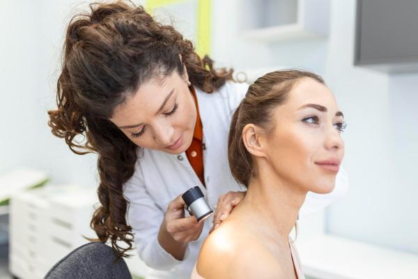 Looking for the Best Skin Doct