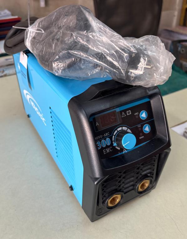 Novoarc make 300 Amp Inverter 