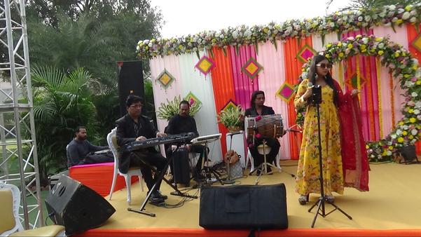 top orchestra singers provider