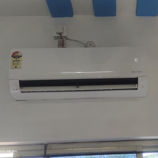 Airport Road,Amrit Nagar Anand