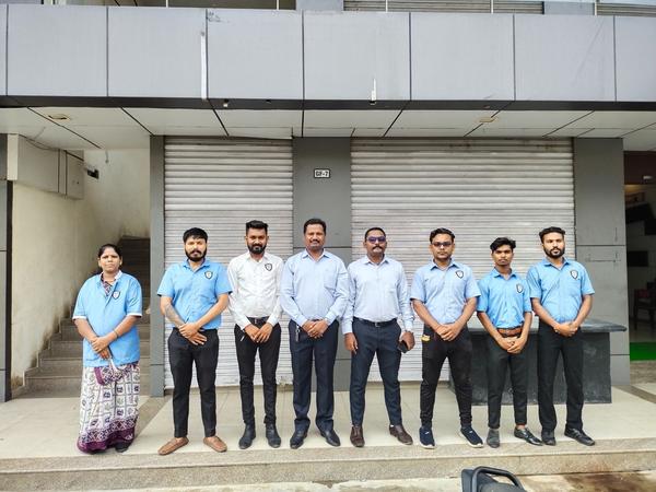 Housekeeping services in vadod