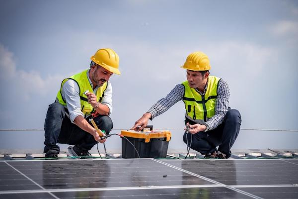 A professional solar installation company in New D
