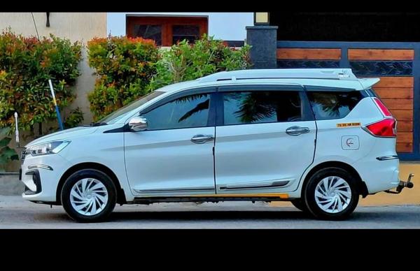 Local Taxi Service in Mayiladu