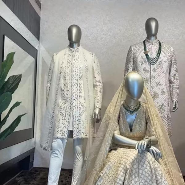 Buy display mannequins le