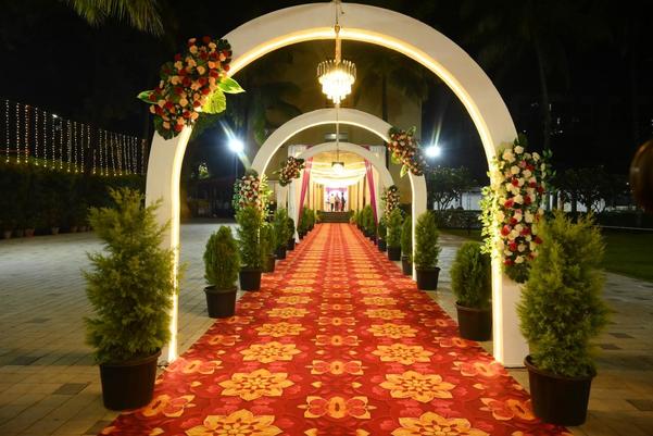 Outdoor weddings have bec