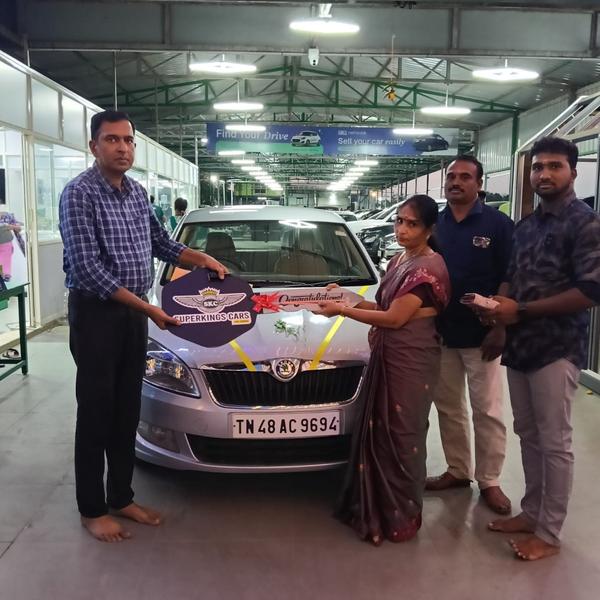 Skoda rapid low budget vehicle
