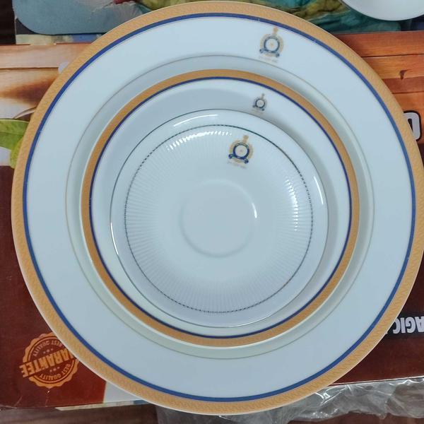 Royal Glass Factory – Def