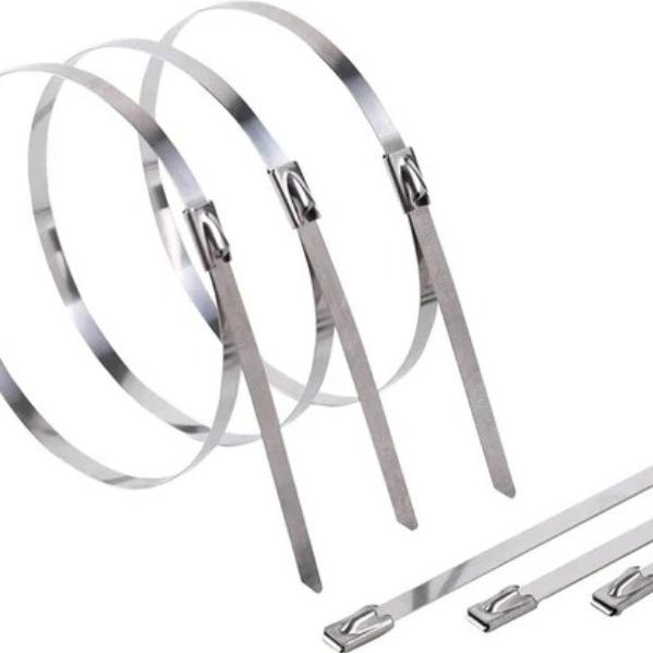 Se are As being expert in 3.5 mm Black Nylon Cable