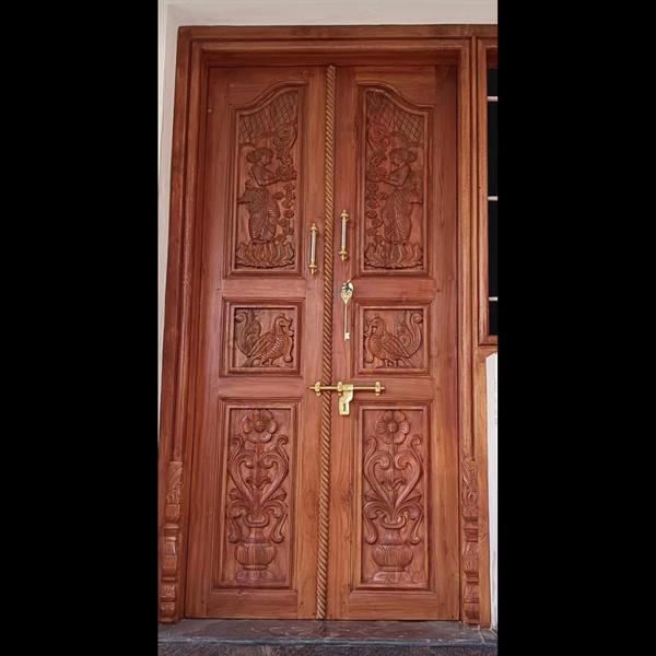 Teak wooden double door seller