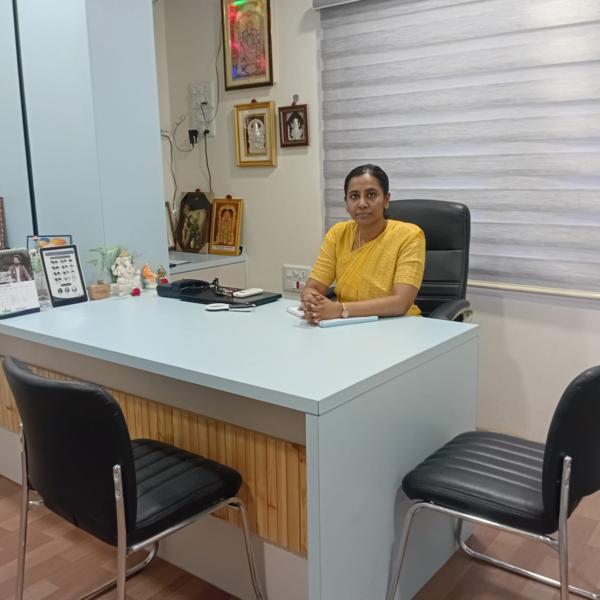 Dr.s.Valarmathi, a dermatologi