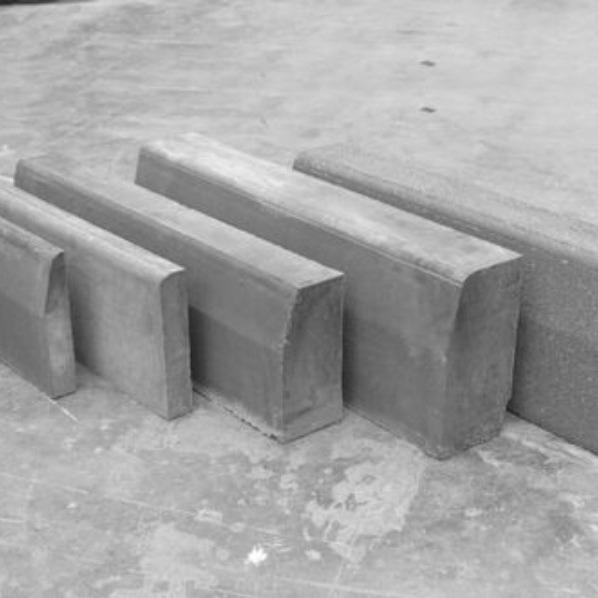 Igloo Kerb Stones Creates a  clear boundary betwee