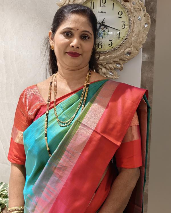 A fresh, everyday makeup look that enhan