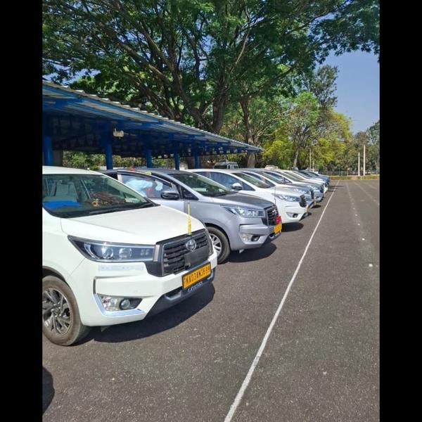 Traveling between Gurugram and